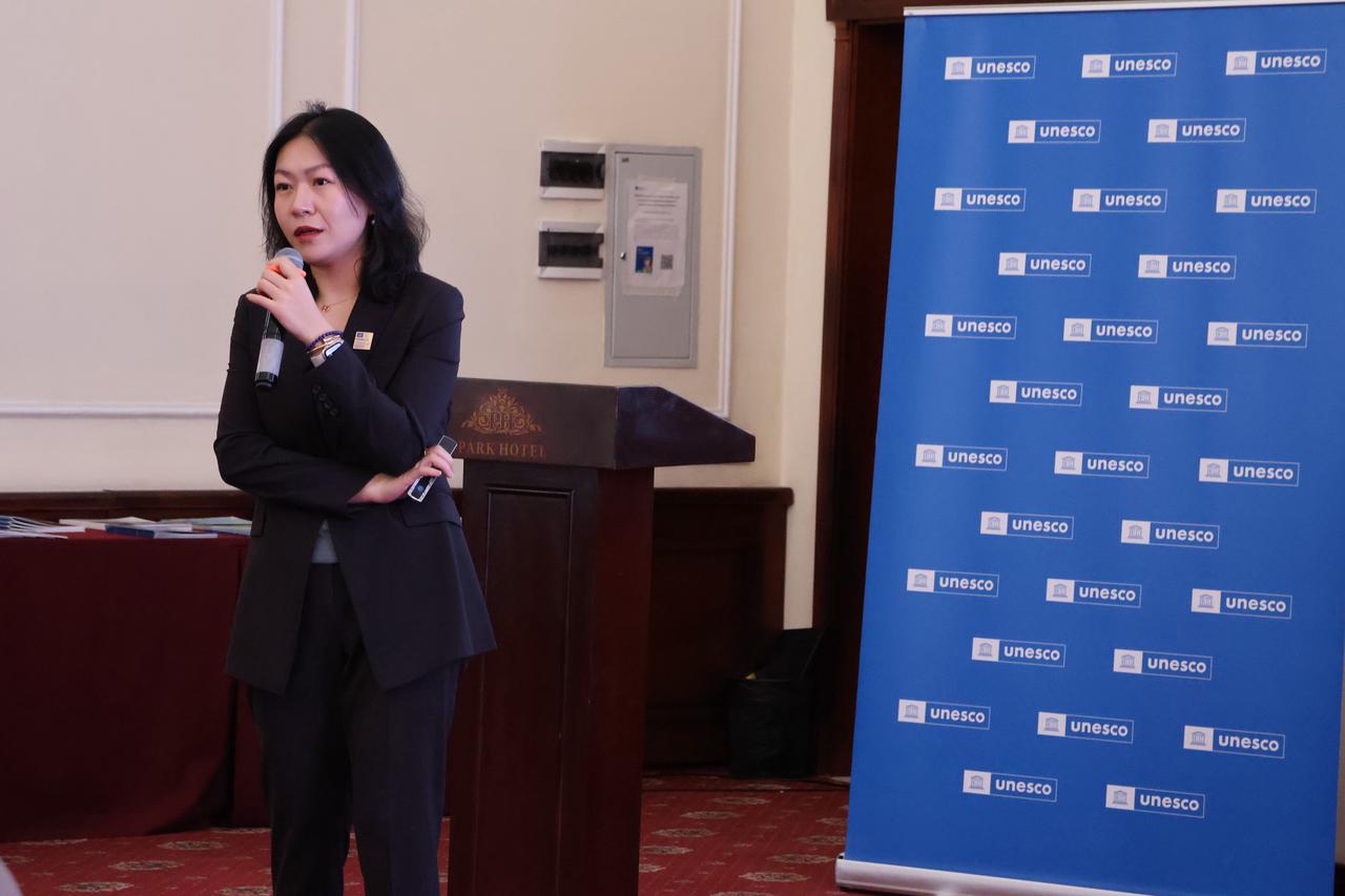 88396505.jpg 1a6d9394-5a80-4496-8c93-61c0b9e36a17.jpg