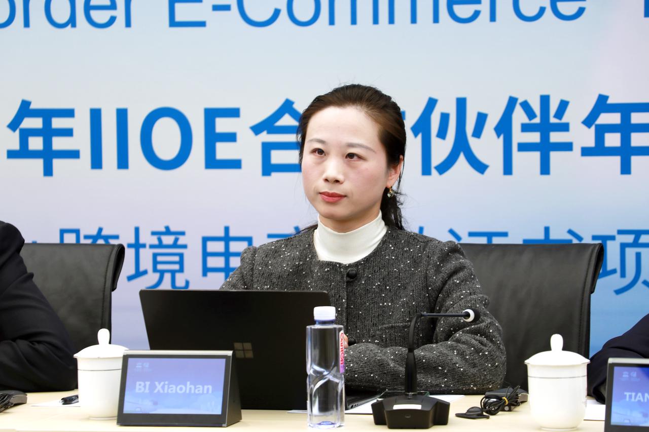 36322478.jpg 82faf164-fda1-49b5-a833-443c7c2c3bdf.jpg