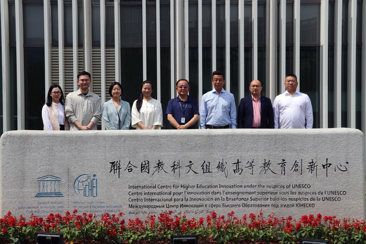 21413868.jpeg 1280X1280.JPEG