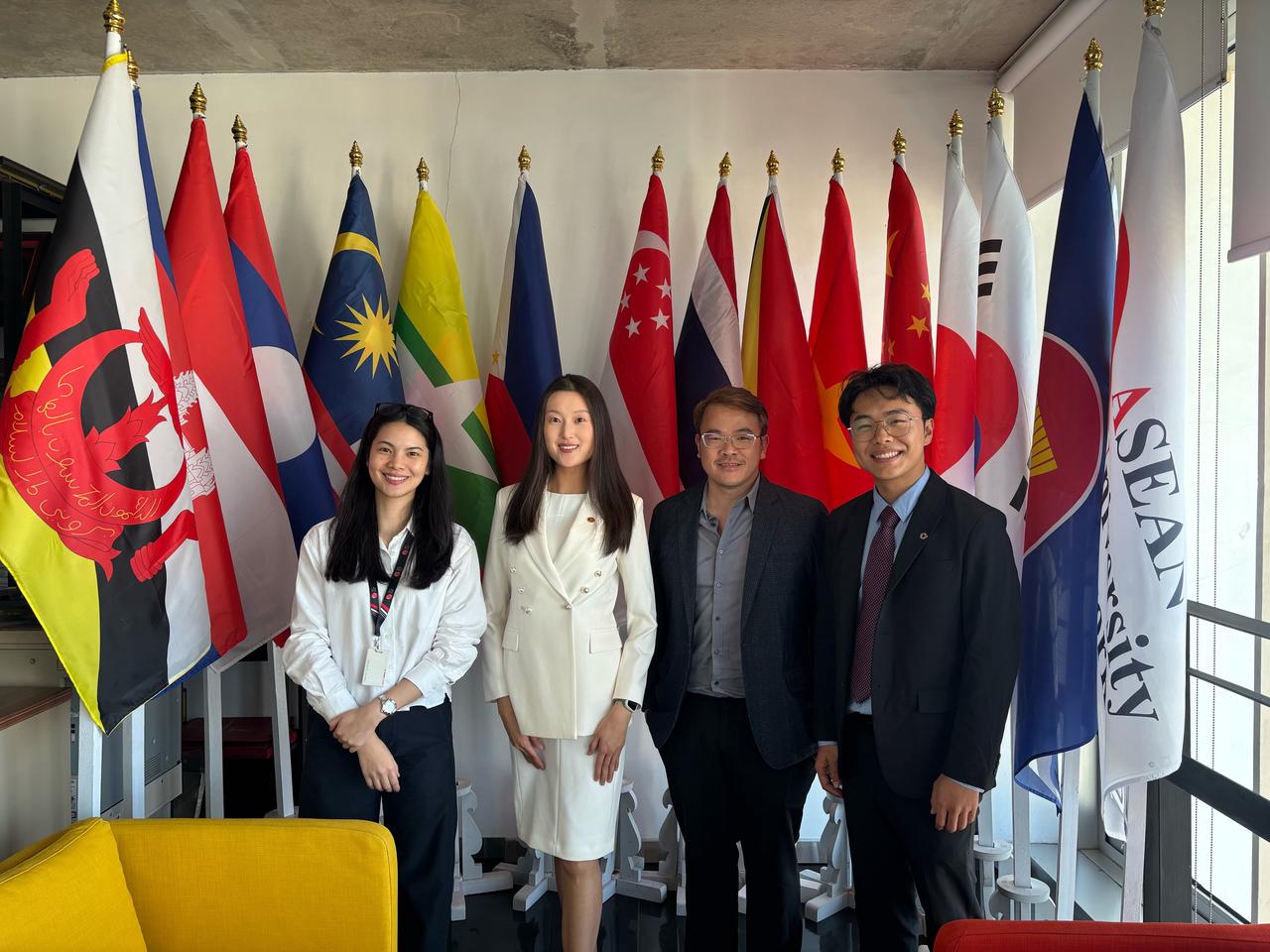 62799626.jpg 1997aaf8-2880-4d23-9092-98b2a75219b6.jpg